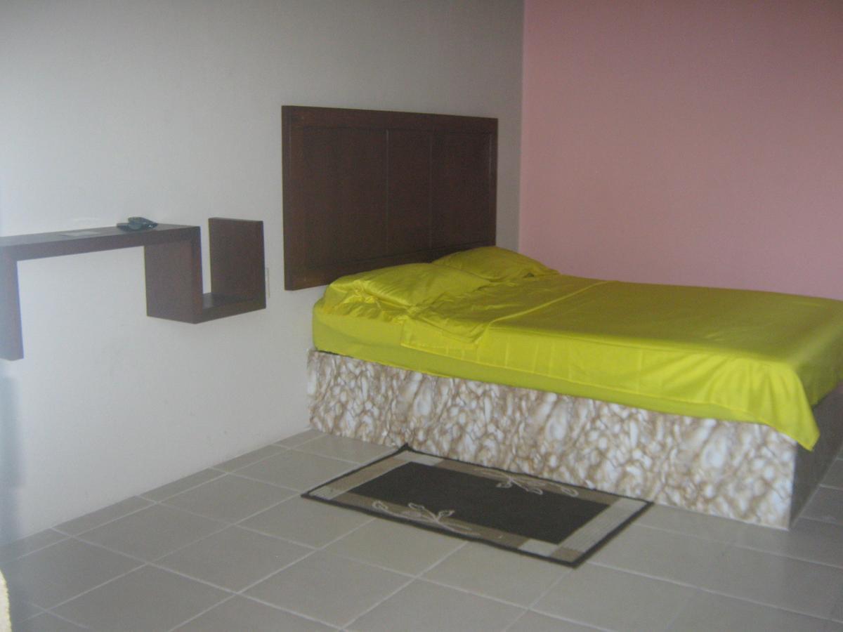 Hacienda Blanca Hotel La Campana מראה חיצוני תמונה